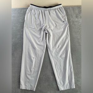 Fabletics Pants Men XL 36x28 Light Gray Jogger Drawstring Stretch Casual Pockets